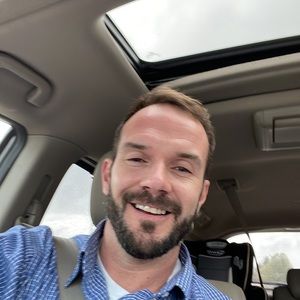 Meet your Posher, Jonathan